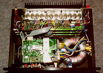 Inside of CinePro 3k6 Amplifier (17887 bytes)