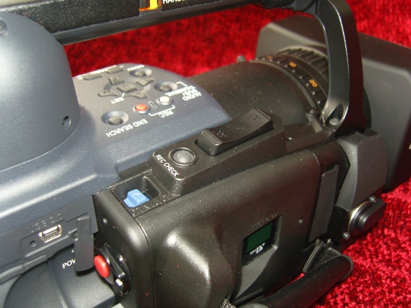 panasonic-ag-hvx200-video-camera-front-right-top.jpg