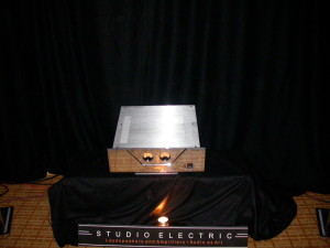 Studio Electric 4
