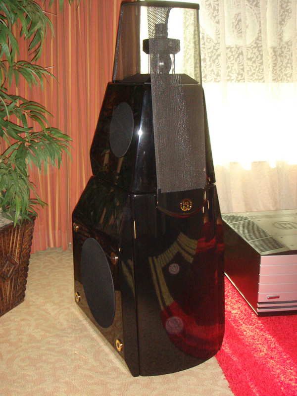 The MBL 111F Speaker