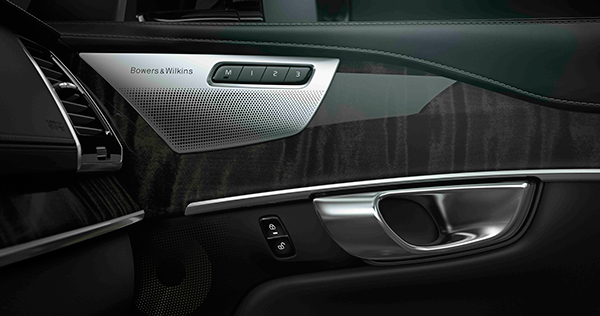 all-new-volvo-xc90-delivers-top-class-bowers-wilkins-audio-system-image2