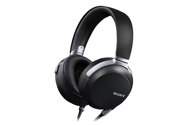 Sony MDR-Z7 Headphones and PHA-3 Portable DAC and Headphone Amp 