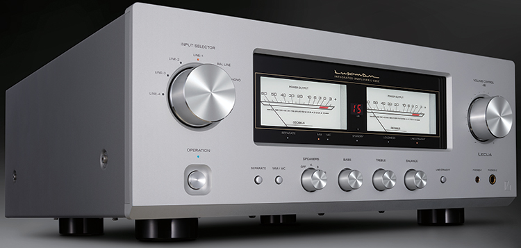 Luxman L-505Z Integrated Amplifier Angle View