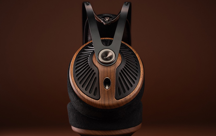 Meze Audio 105 SILVA dynamic open-back headphone Top Aerial Side Angle View