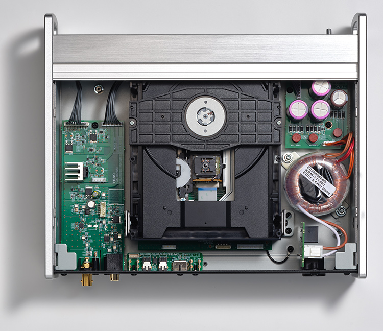 TEAC PD-507T CD Transport Silver Finish Internal View
