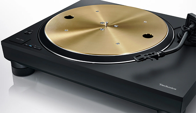 Technics SL-1300G Hi-Fi Turntable Black Finish Angle View