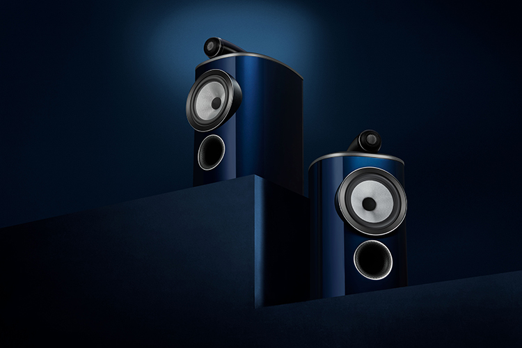 Bowers and Wilkins 805 D4 Signature Loudspeakers (Midnight Blue Metallic Finish) Angle View