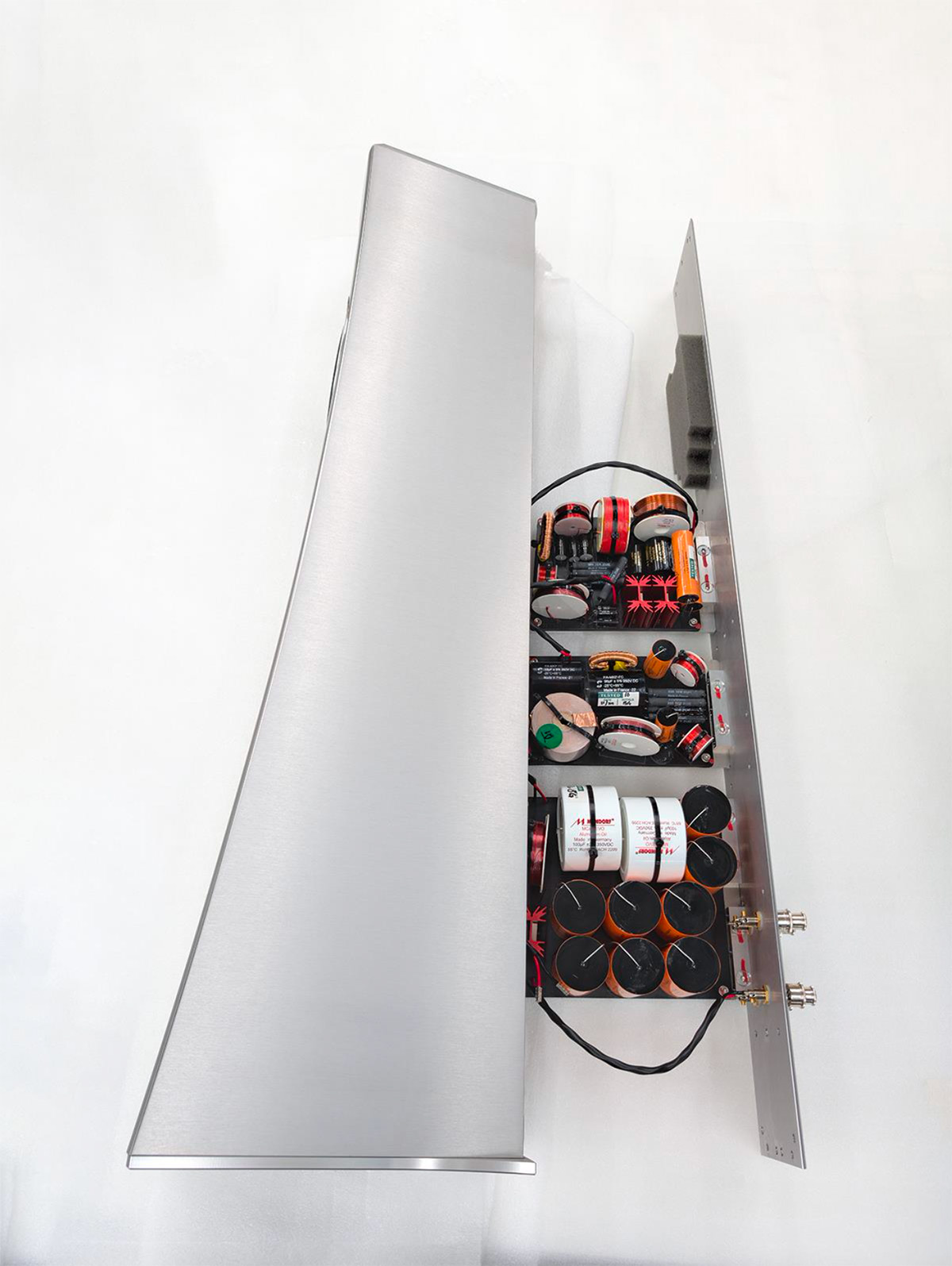 YG Acoustics Carmel 3 Floor-standing Speaker crossover network showcasing many inductors and capacitors YG Acoustics Carmel 3 Floor-standing Speaker crossover network showcasing many inductors and capacitors