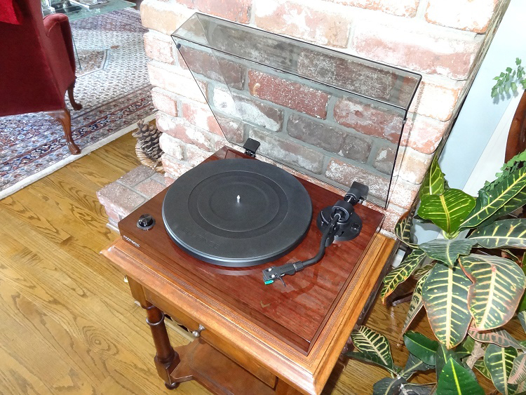 Fluance RT81 Turntable - Top View