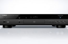 Yamaha BD-S681 and AVENTAGE BD-A1060 Blu-ray