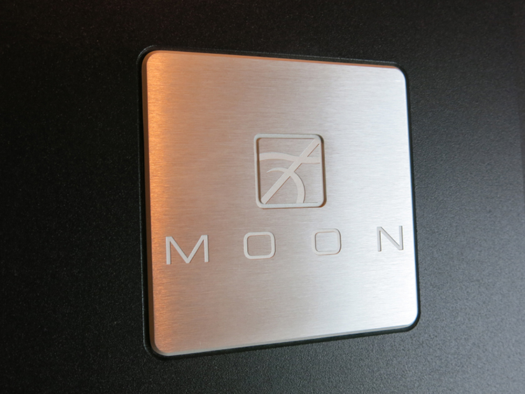 Moon by Simaudio 810LP Phono Preamplifier - Logo