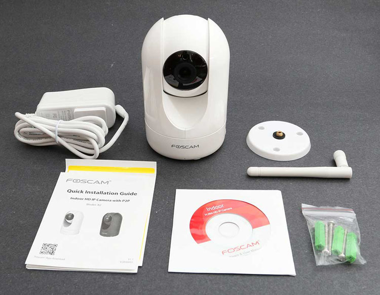 Foscam R2 PTZ Camera Kit