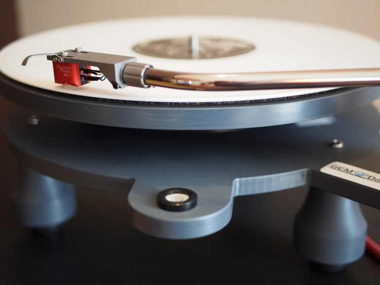 GEM Dandy PolyTable Turntable - Side View
