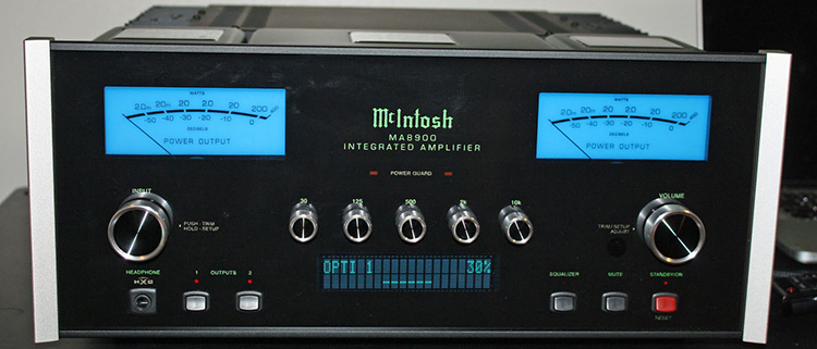 McIntosh MA8900 Stereo Integrated Amplifier - Front View