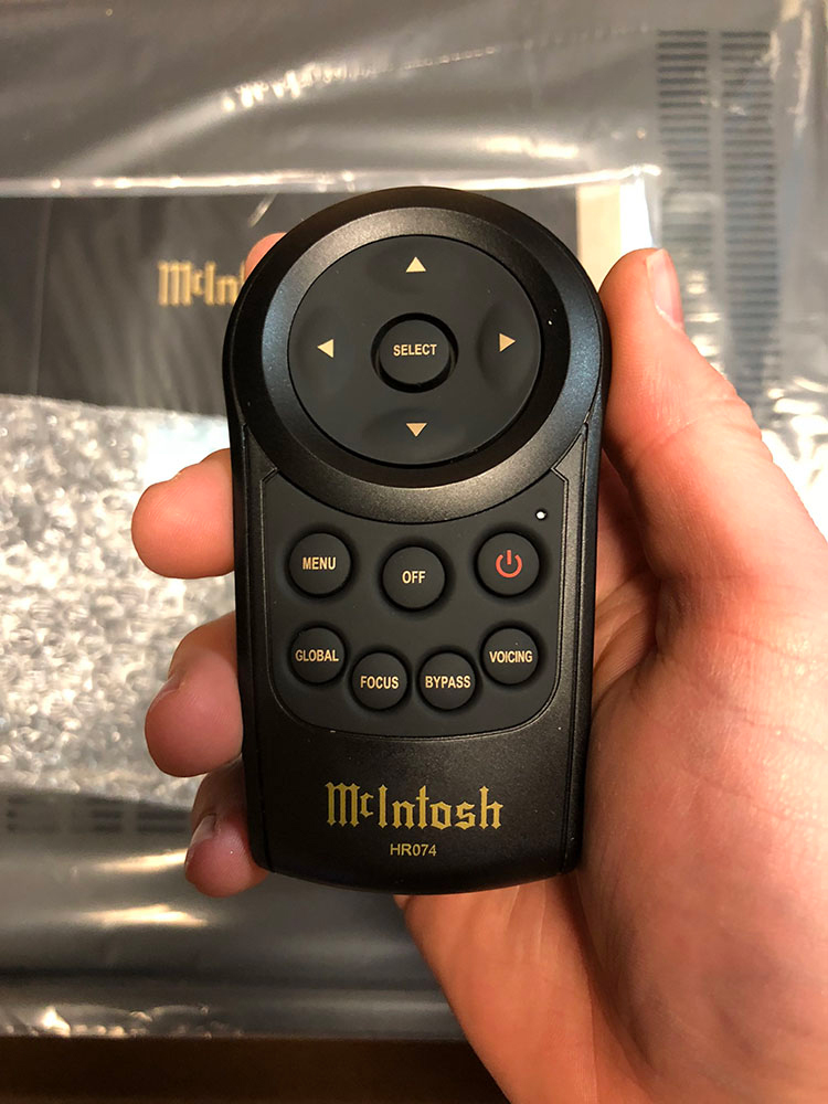 McIntosh MEN220 remote