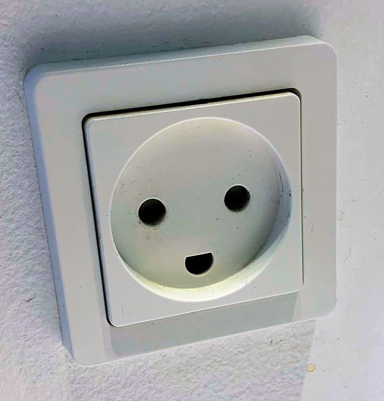 Smiling outlets
