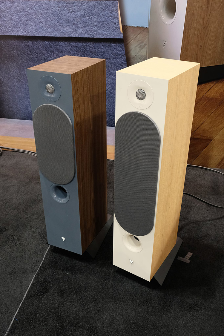 Focal 816 and 826 Speakers