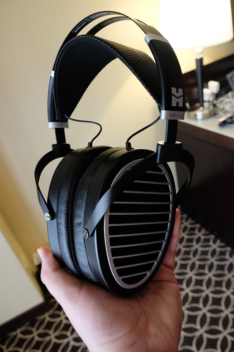 HiFiMAN's new Deva headphones In Black