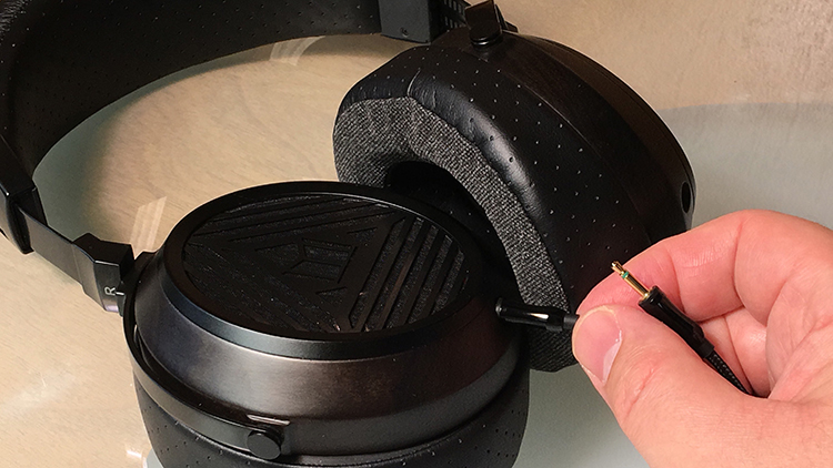 Monoprice Monolith M570 Planar Headphone Review HomeTheaterHifi