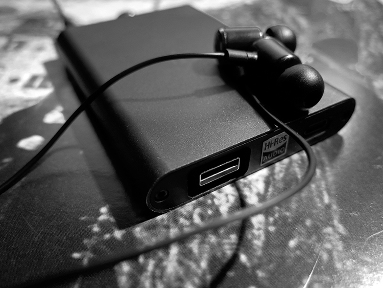 iFi hip-dac Portable DAC/Amp with headphones