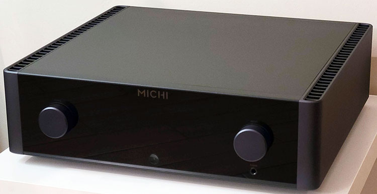 Michi X3 integrated amplifier front