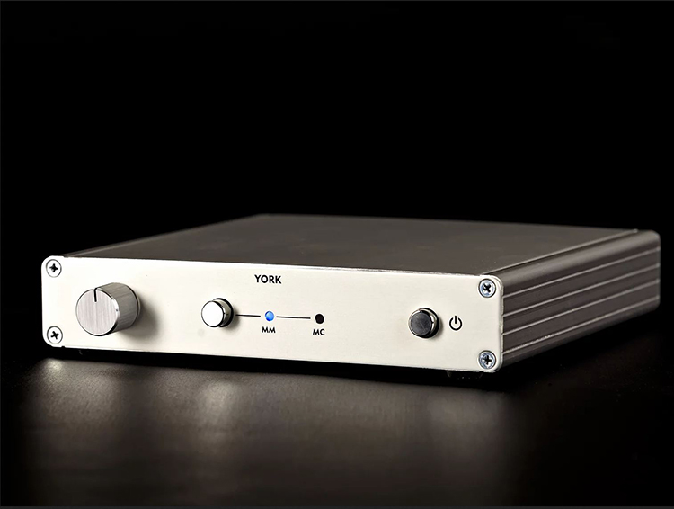 Six Acoustic York Phono Preamp