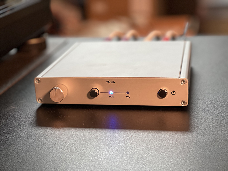 Six Acoustic York Phono Preamp in use