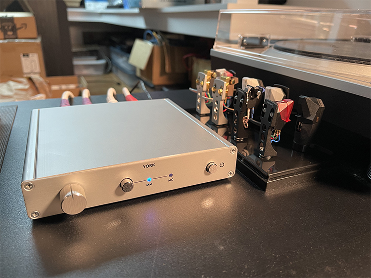 Six Acoustic York Phono Preamp