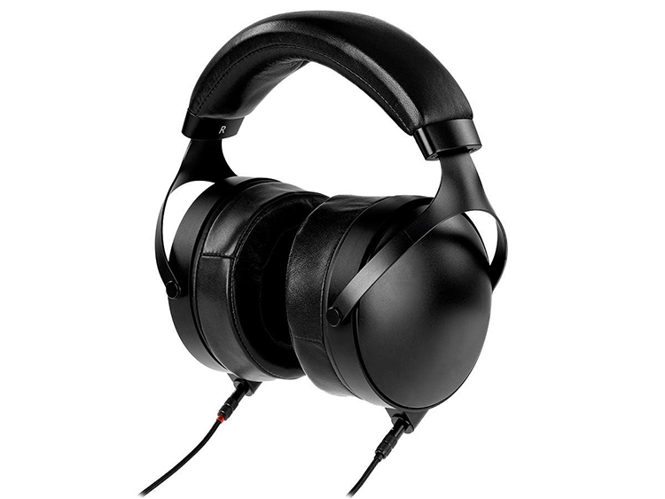Monolith M1070C Headphones Nov. 2021 Figure 4