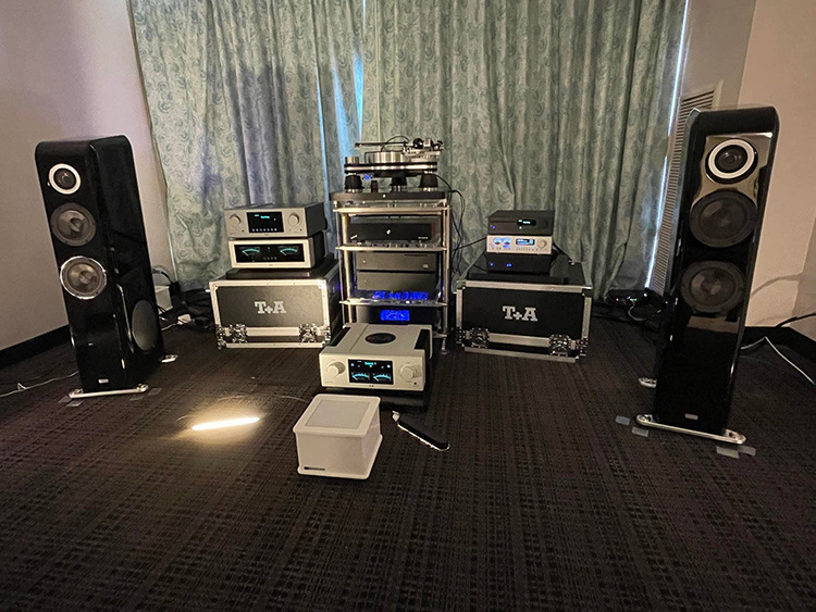 Showcase collection lineup of products inside House of Stereo room at Florida Audio Expo 2022