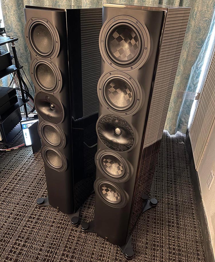 Angle shot of the Perlisten Audio R7t loudspeakers at Florida Audio Expo 2022