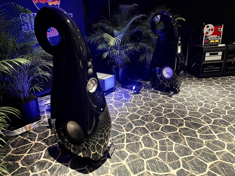 Suncoast Audio presenting room with featured products at Florida Audio Expo 2022